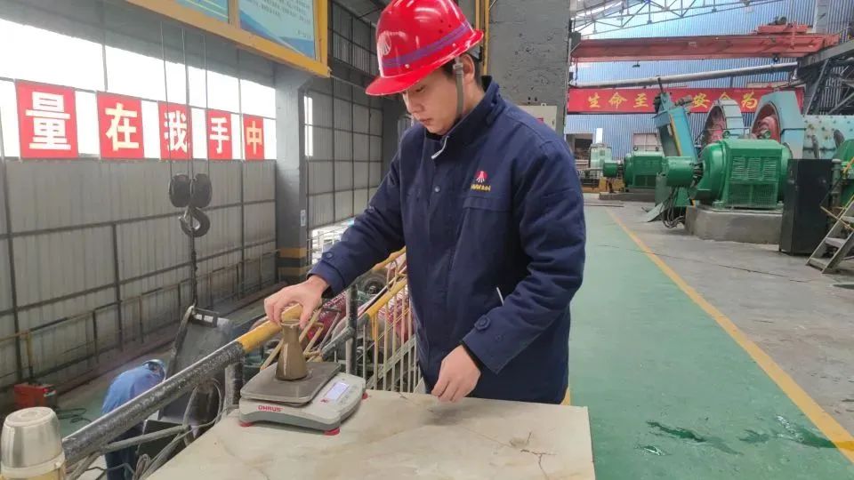 龍鋼集團(tuán)大西溝礦業(yè)公司自產(chǎn)礦完成月度任務(wù)目標(biāo) 龍鋼集團(tuán)大西溝礦業(yè)公司自產(chǎn)礦完成月度任務(wù)目標(biāo)