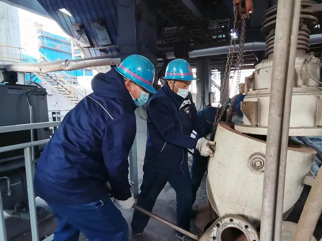鍫呮寔鈥滀笁鍊嬩竴鈥� 鍔╂帹鍏徃缍滃悎绔剁埈鍔涙彁鍗�