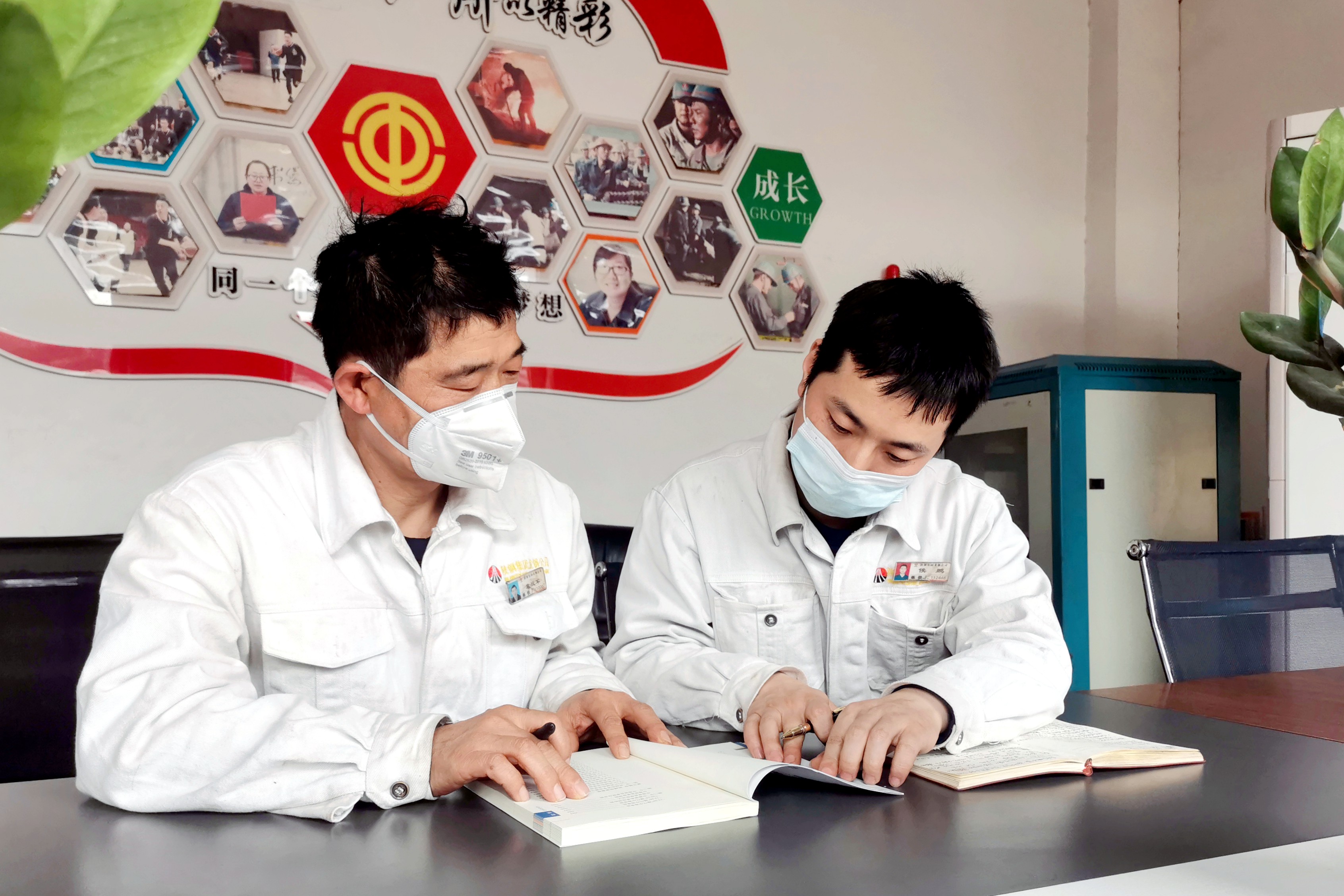 探索創新管理 打造卓越團隊 ——龍鋼公司煉鐵廠“六型”班組創建工作小記